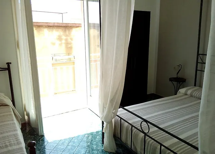 Porta Nuova Frühstückspension 4*